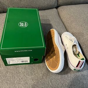 Mens PF flyers